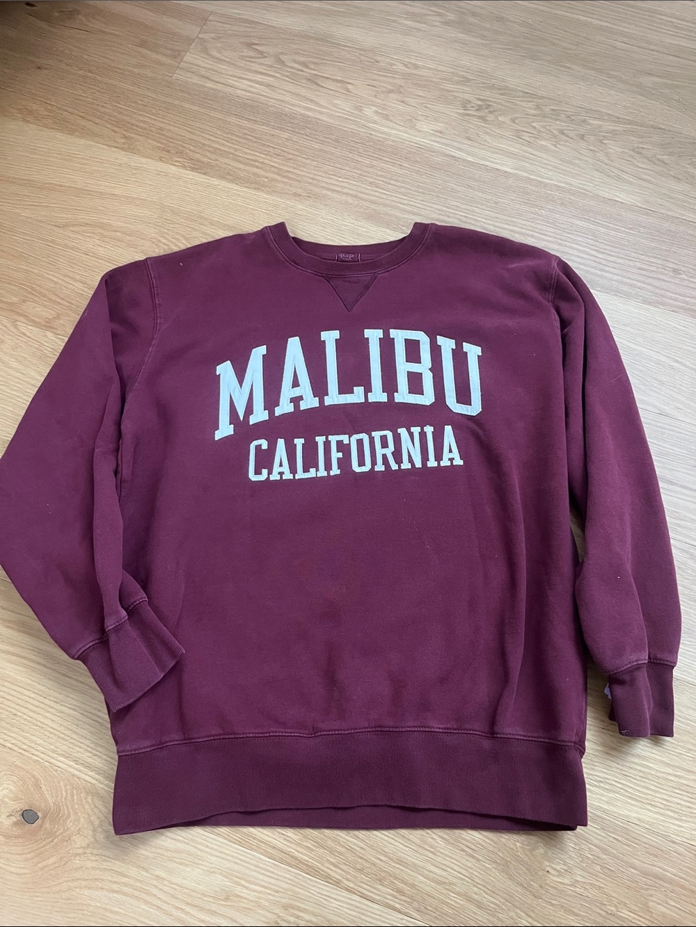John Galt Erica Malibu California Crewneck - Maroon O/S
